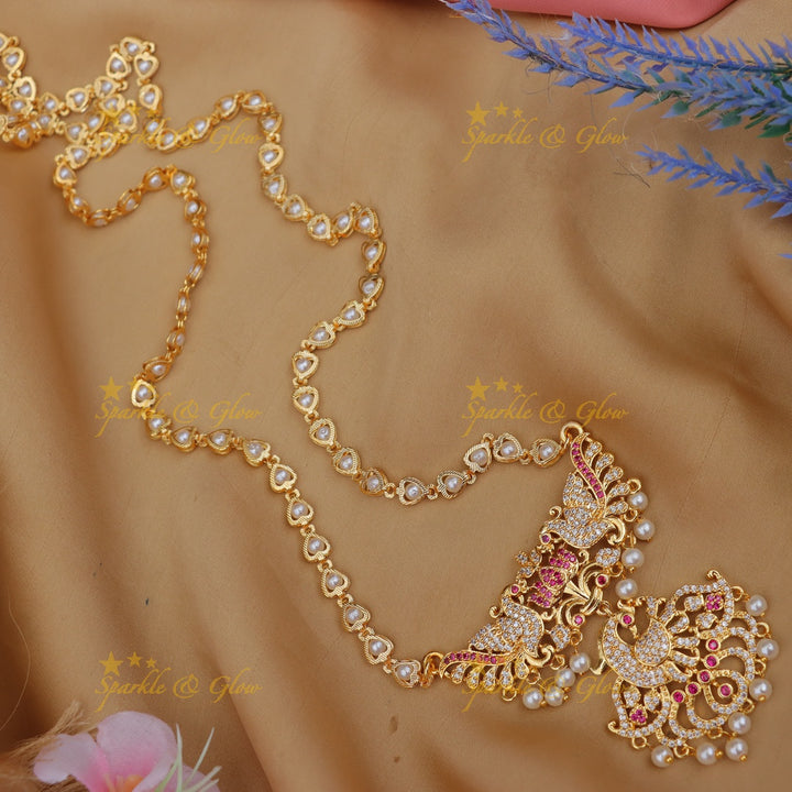 Exquisite Dancing Peacock Necklace for Festive Elegance