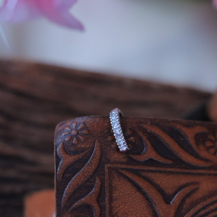 Elegant Non-Piercing Stone Nosepin for Festive Flair