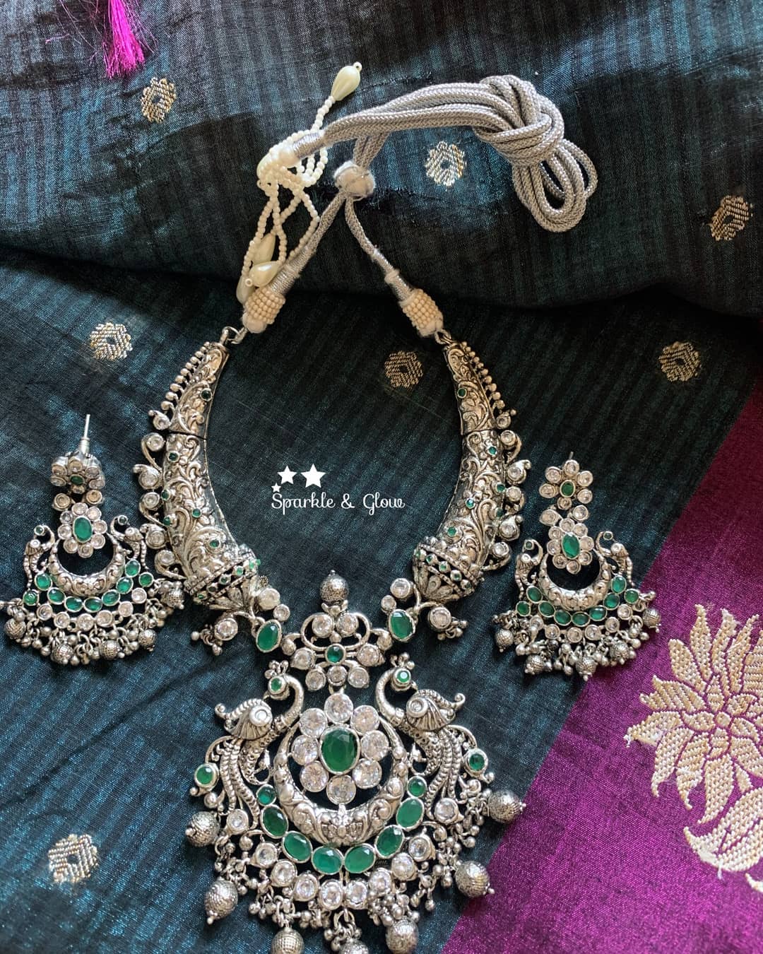 Peacock pipe choker with stones - Silver - Multi