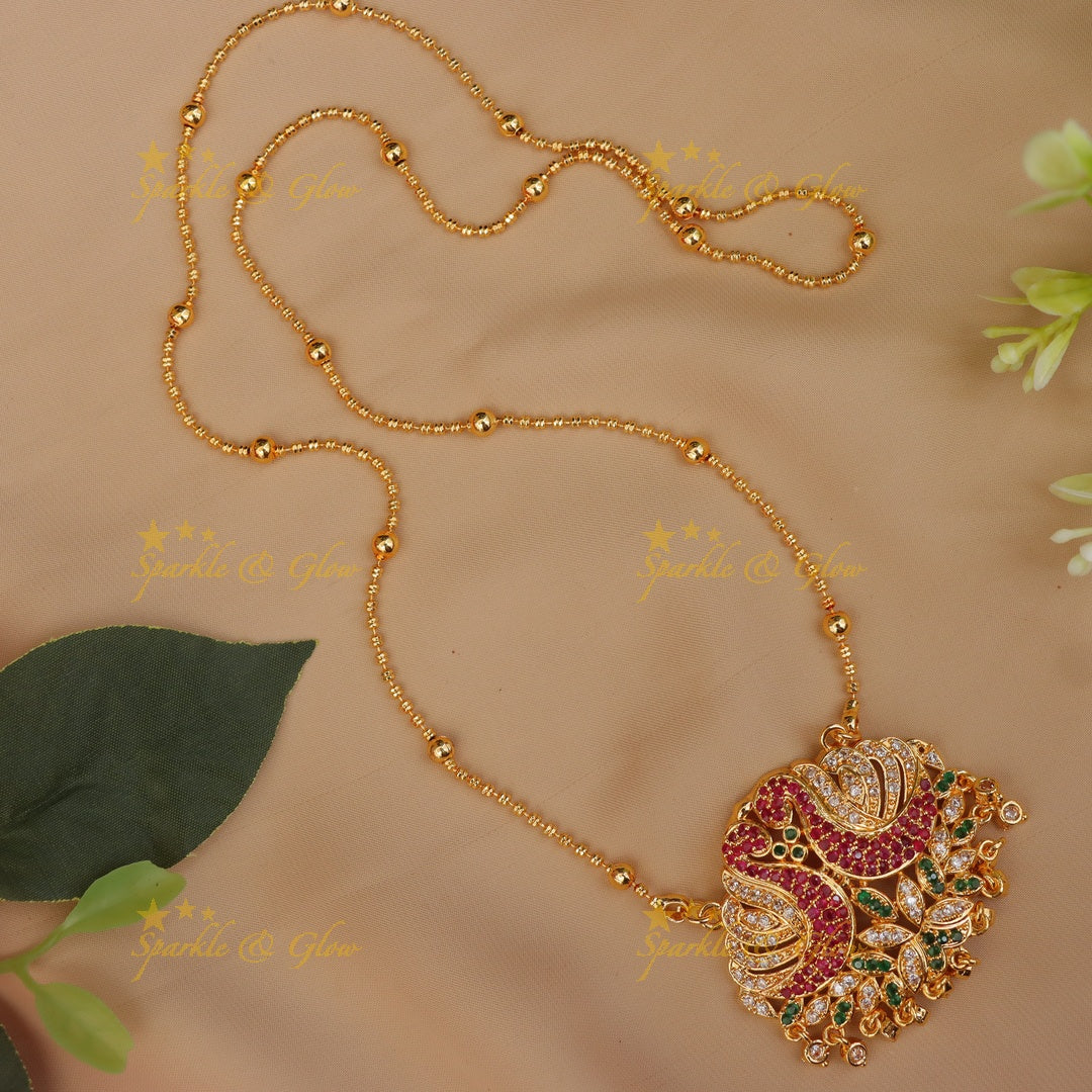 Exquisite Gold Peacock Pendant Necklace for Festive Elegance