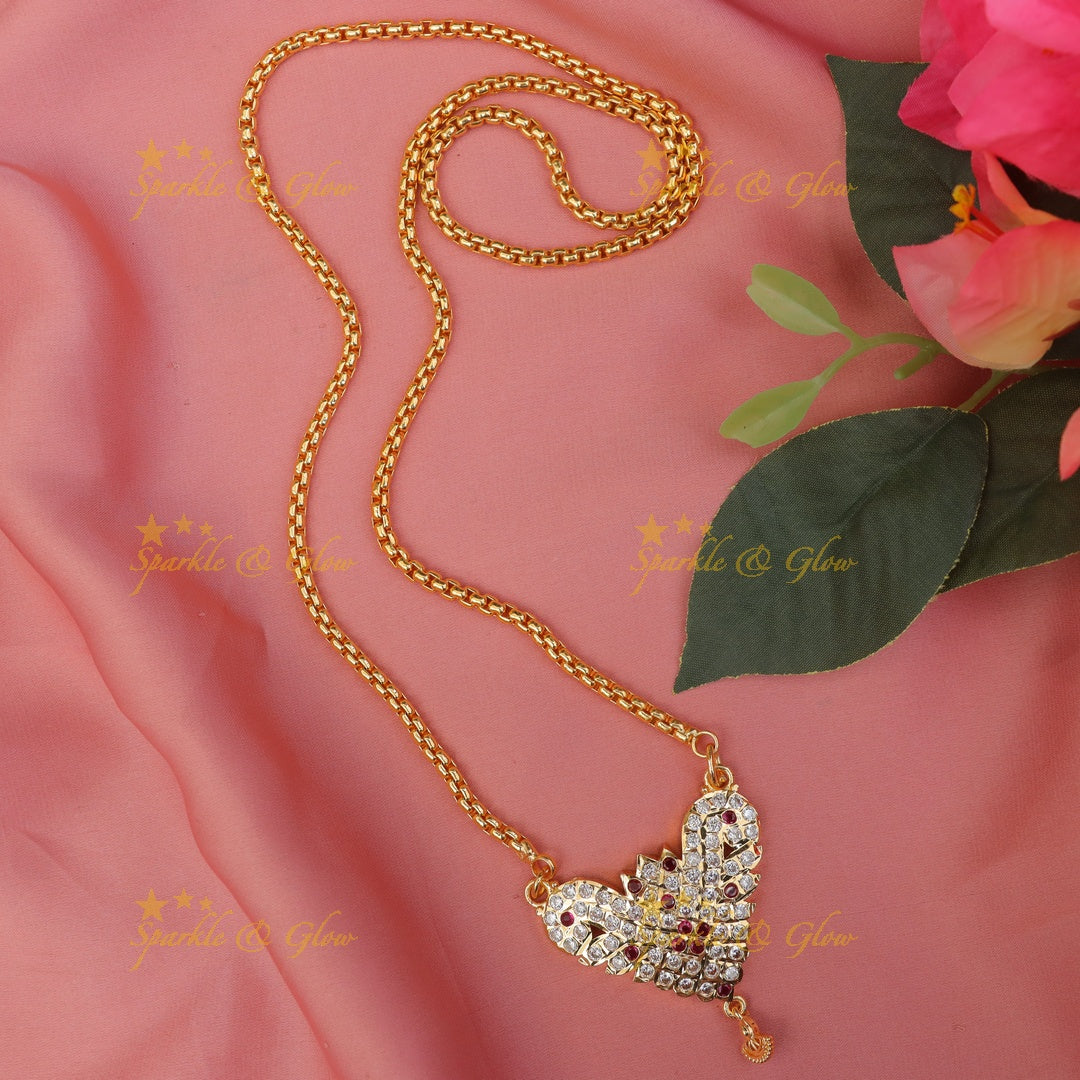 Exquisite Gold-Plated Necklace with Pendant - Elegant & Radiant