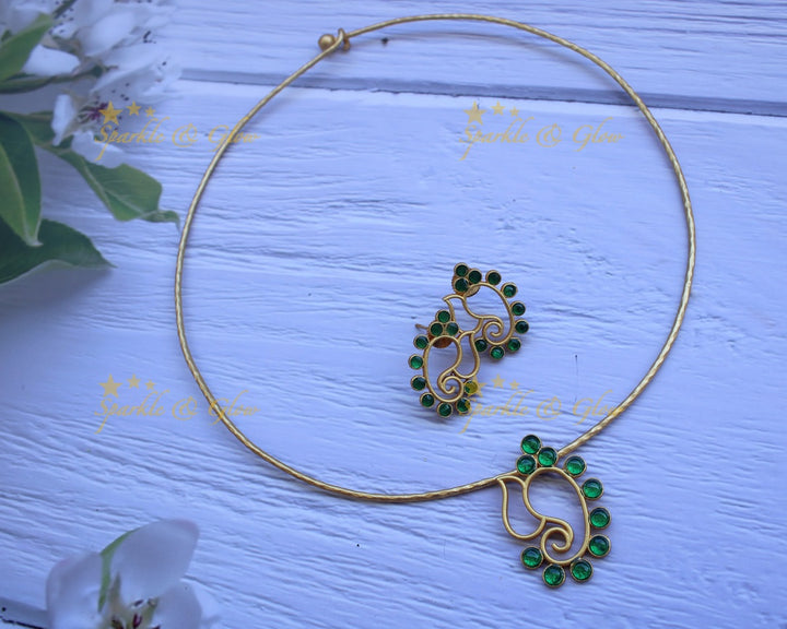 Statement geru gold polish Jadau Ganesha Pipe choker - Green