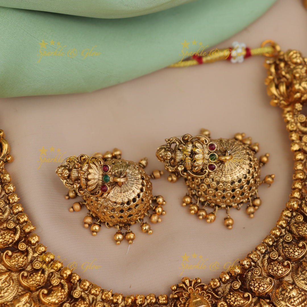 Exquisite Lakshmi Coin Bridal Set - Sparkle & Glow