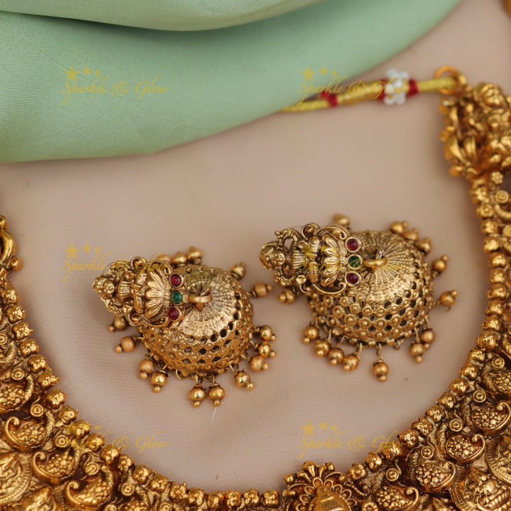 Exquisite Lakshmi Coin Bridal Set - Sparkle & Glow