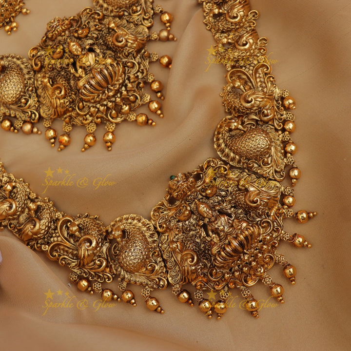 Exquisite Lakshmi Bridal Set - Timeless Elegance