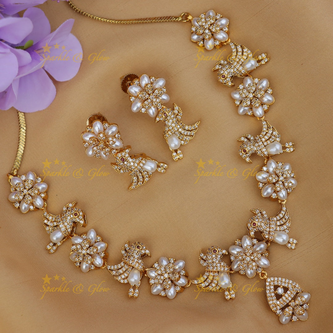 Exquisite Bird & Floral Diamond Necklace - Premium Jewelry