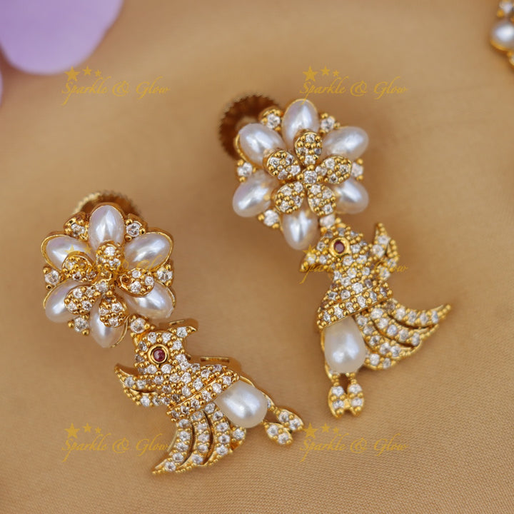 Exquisite Bird & Floral Diamond Necklace - Premium Jewelry