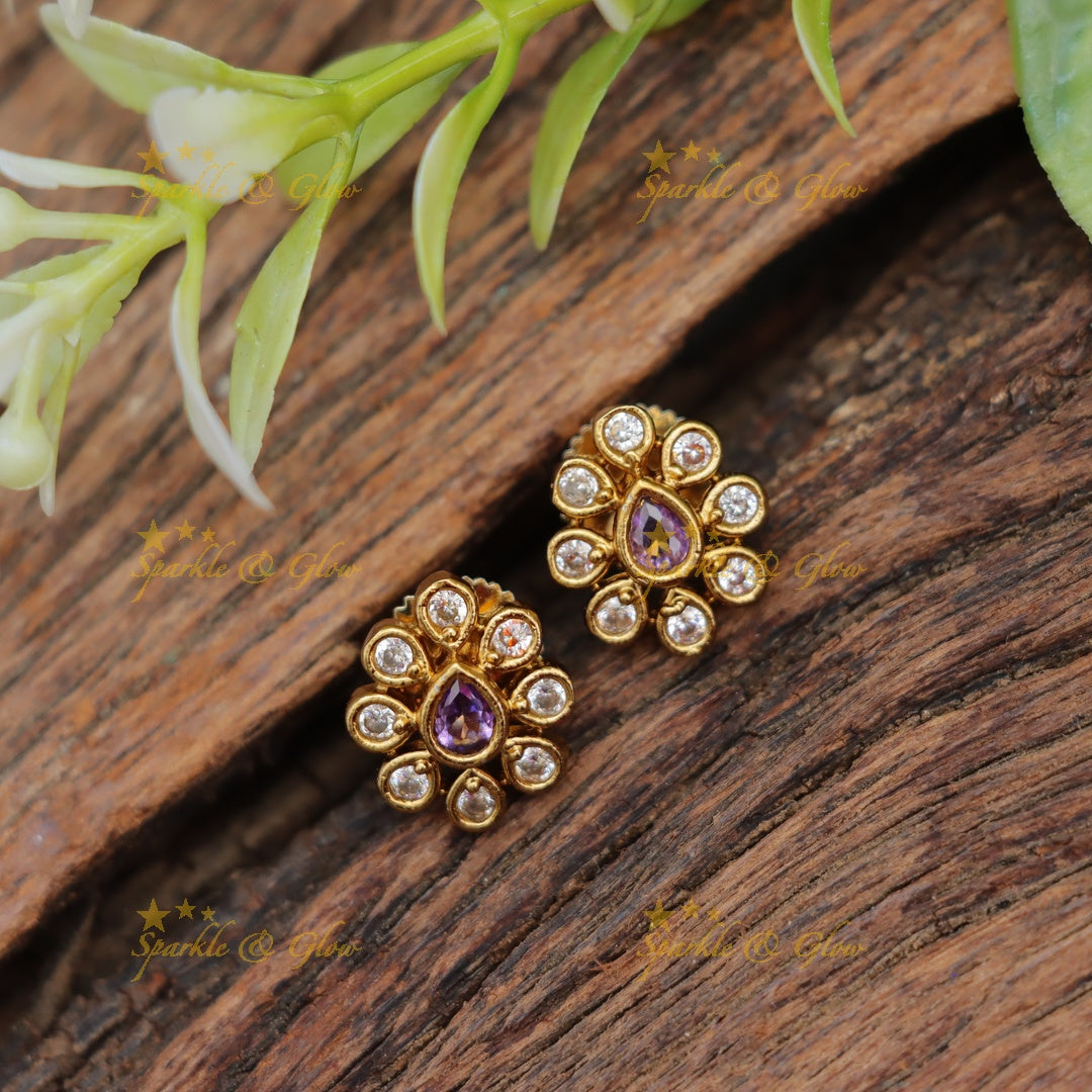 Exquisite Gold Floral Necklace for Elegant Festivities