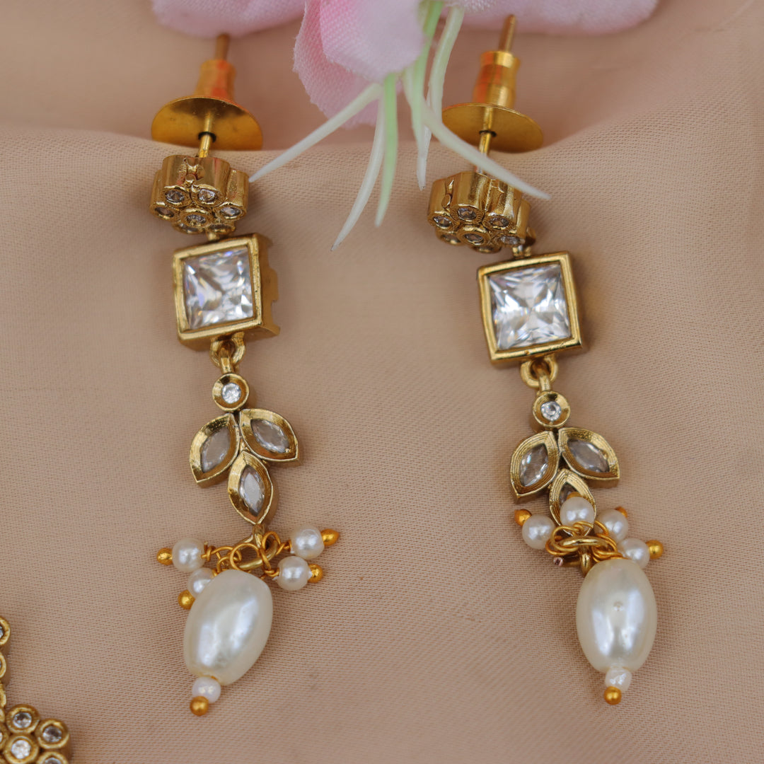 Elegant AD Necklace Set - Leaf Design | Style & Grace