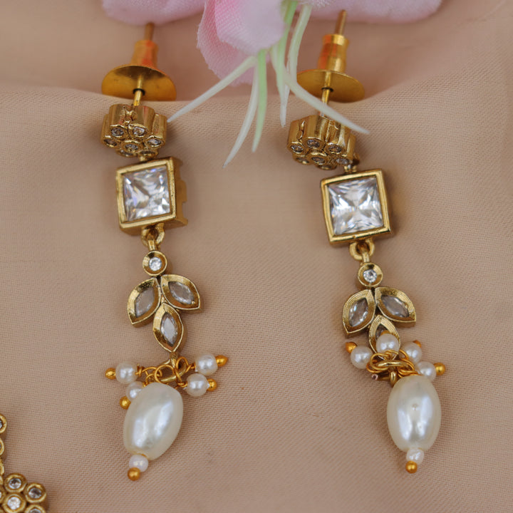 Elegant AD Necklace Set - Leaf Design | Style & Grace