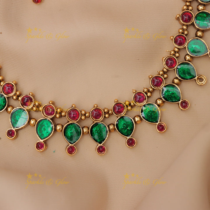 Elegant Kemp Jewelry Necklace - Perfect for Occasions