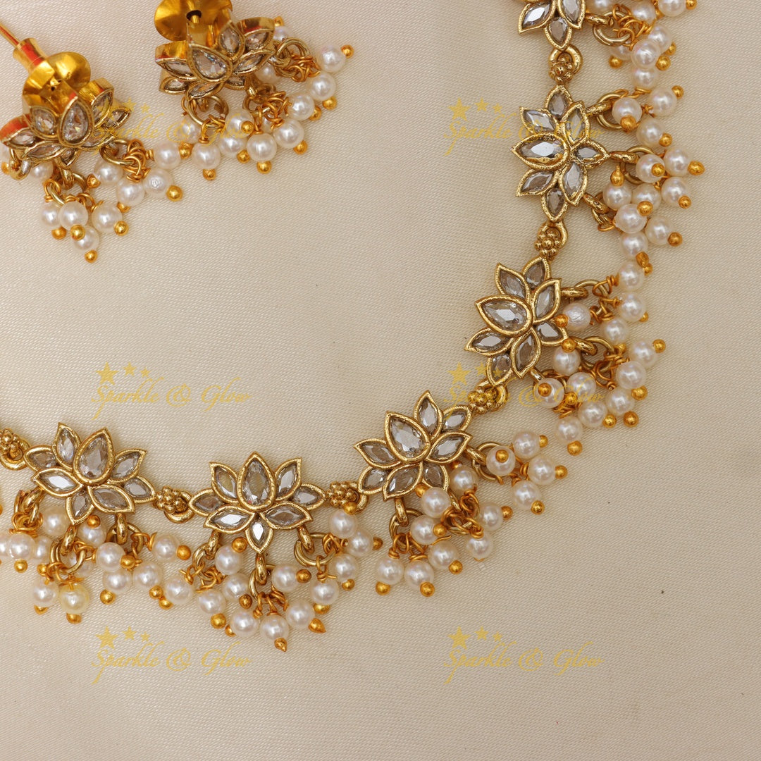 Elegant Lotus Floral Guttapusalu Necklace - Premium Style