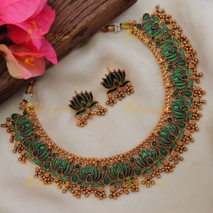 Lotus Floral Gold Necklace for Festive Elegance