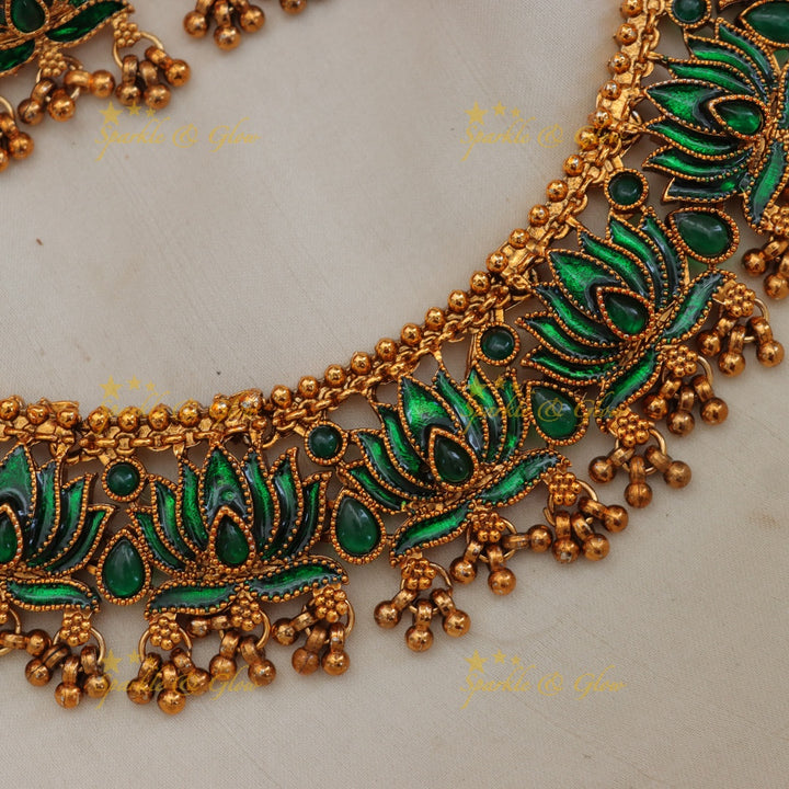 Lotus Floral Gold Necklace for Festive Elegance