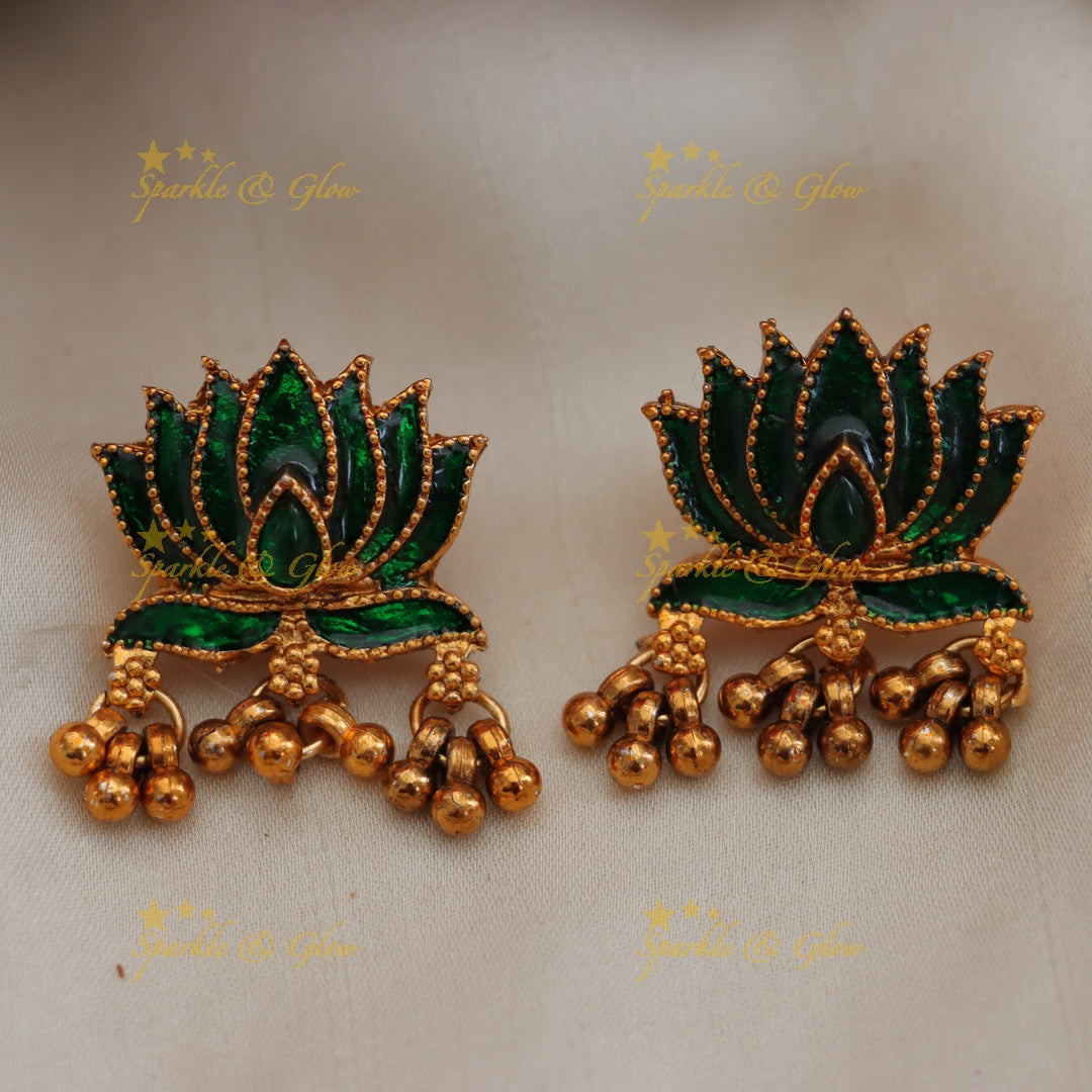 Lotus Floral Gold Necklace for Festive Elegance