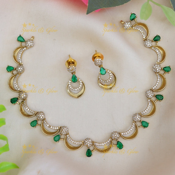 Exquisite Festive Zigzag Necklace with American Diamonds