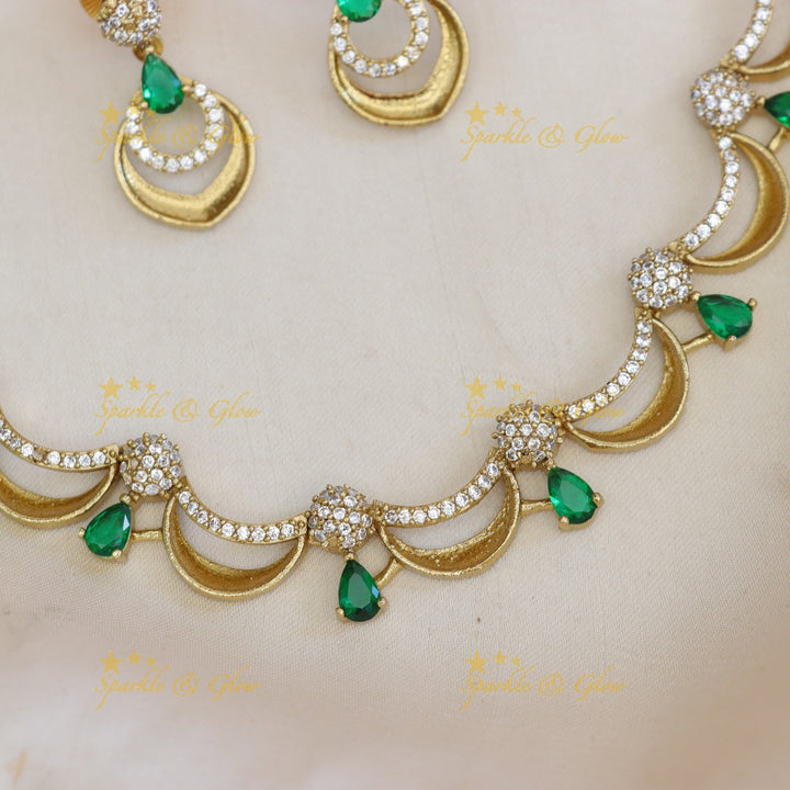 Exquisite Festive Zigzag Necklace with American Diamonds
