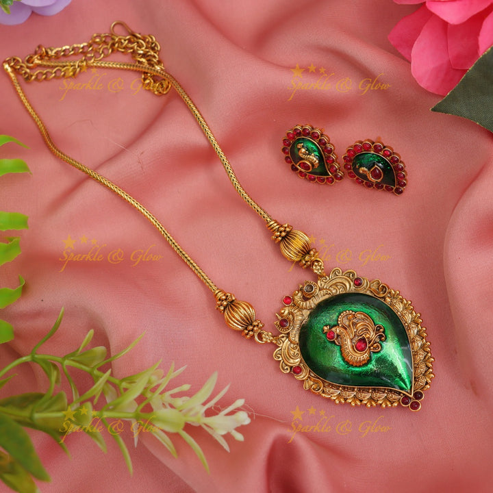 Kerala Mango Peacock Pendant Necklace | Luxurious Design