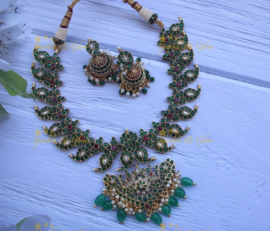 Gold alike real kemp mango necklace - Green Gold Beads - Sparkle and Glow