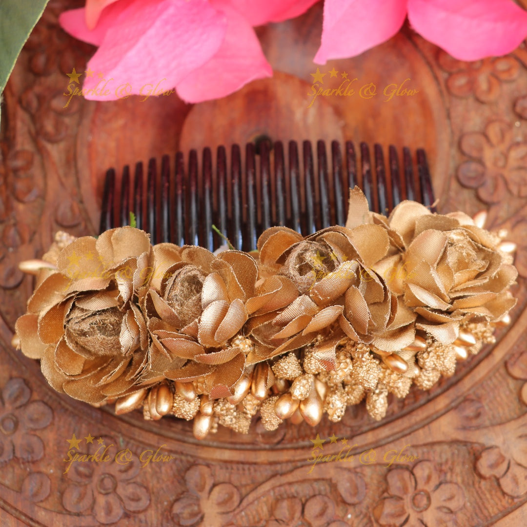 Exquisite Bridal Gold Floral Hairpin for Weddings