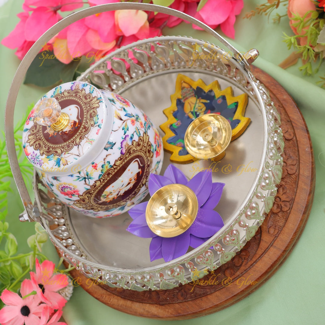 Exquisite Diya and Box Set for Festive Celebrations