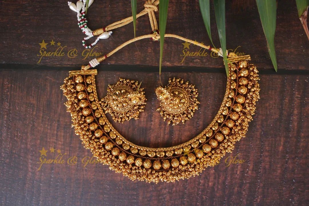 Statement gold alike gold cluster non idol necklace - Sparkle and Glow