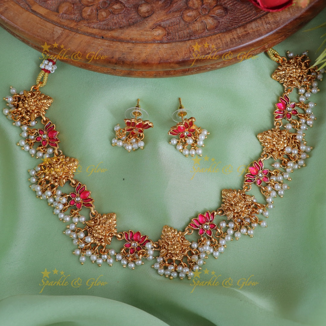 Lotus Short Necklace Set for Graceful Wedding Look