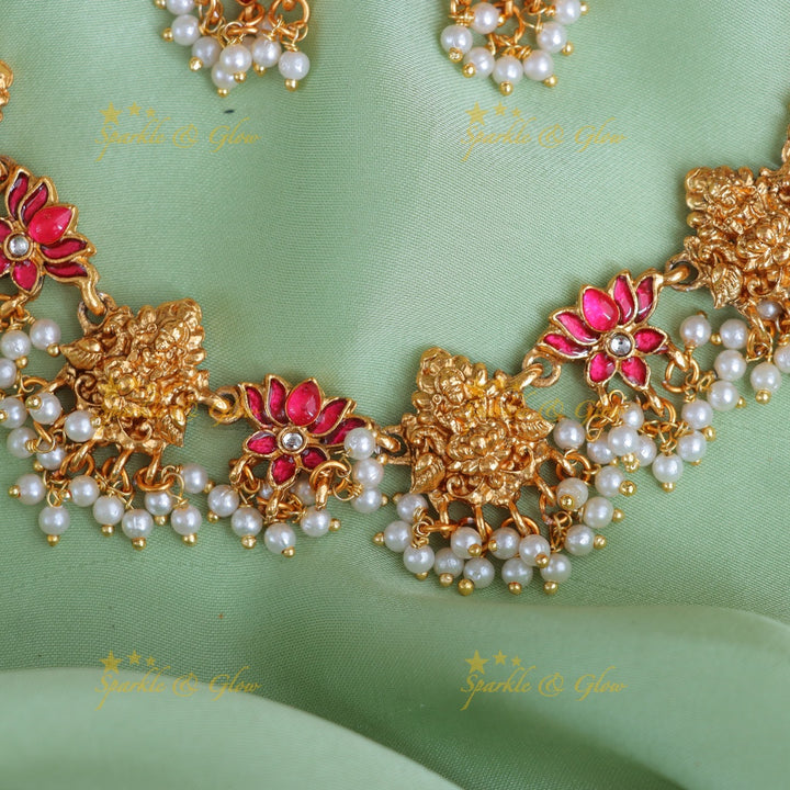 Lotus Short Necklace Set for Graceful Wedding Look
