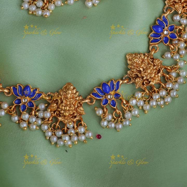Lotus Short Necklace Set for Graceful Wedding Look