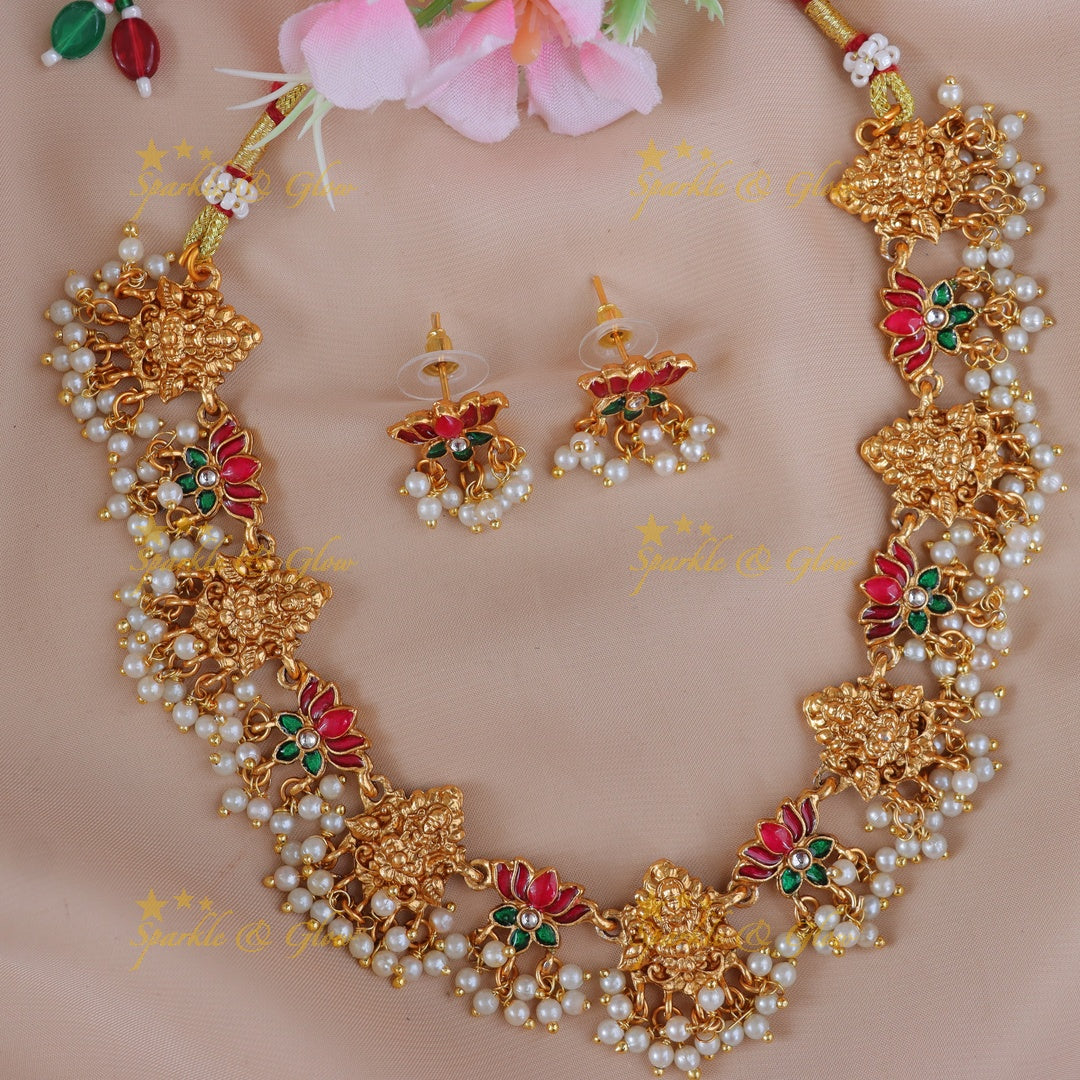 Lotus Short Necklace Set for Graceful Wedding Look