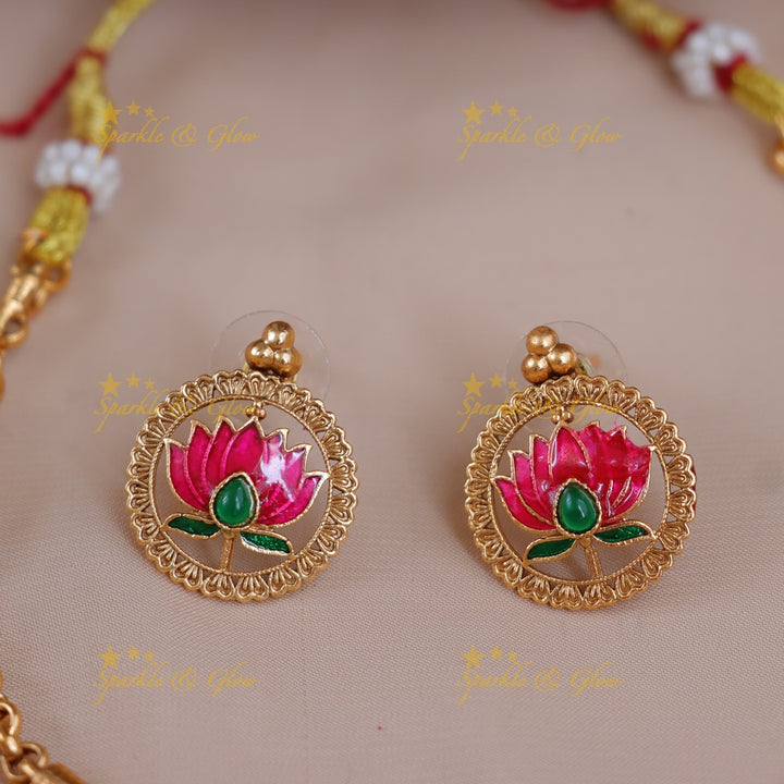 Exquisite Lotus Necklace Set – Premium Imitation Jewellery