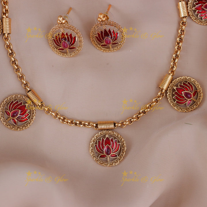 Exquisite Lotus Necklace Set – Premium Imitation Jewellery