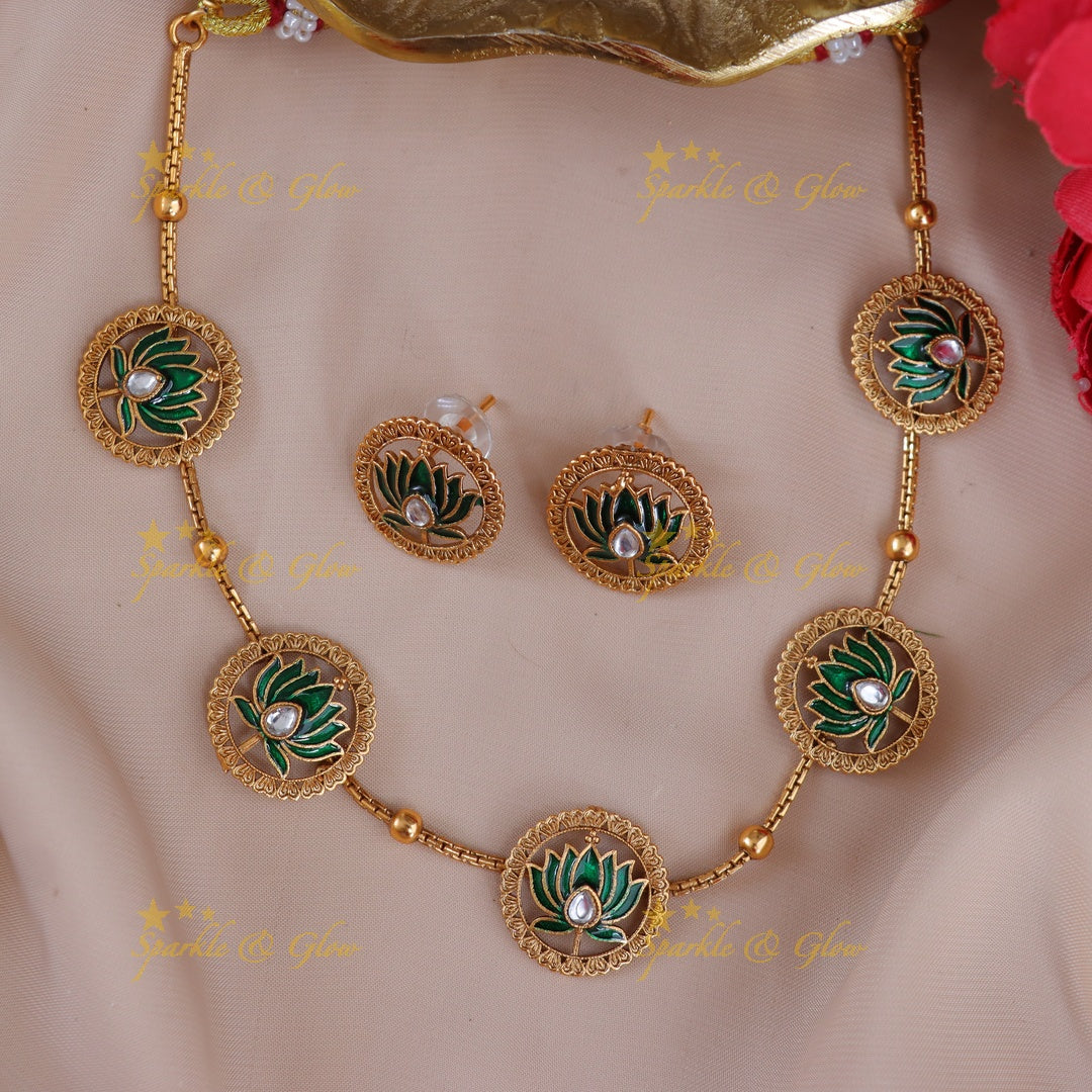 Exquisite Lotus Necklace Set – Premium Imitation Jewellery