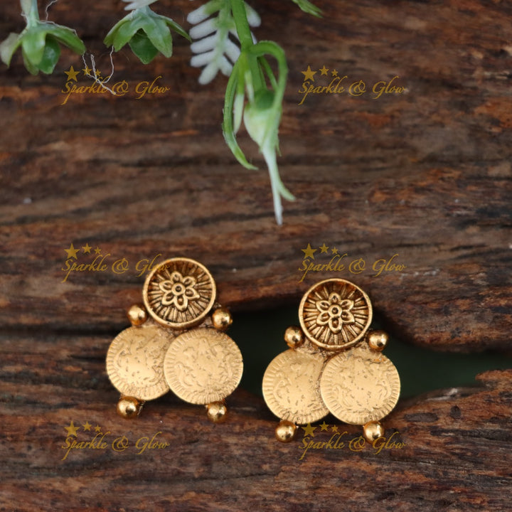 Exquisite Gold Coin Necklace for Festive Celebrations
