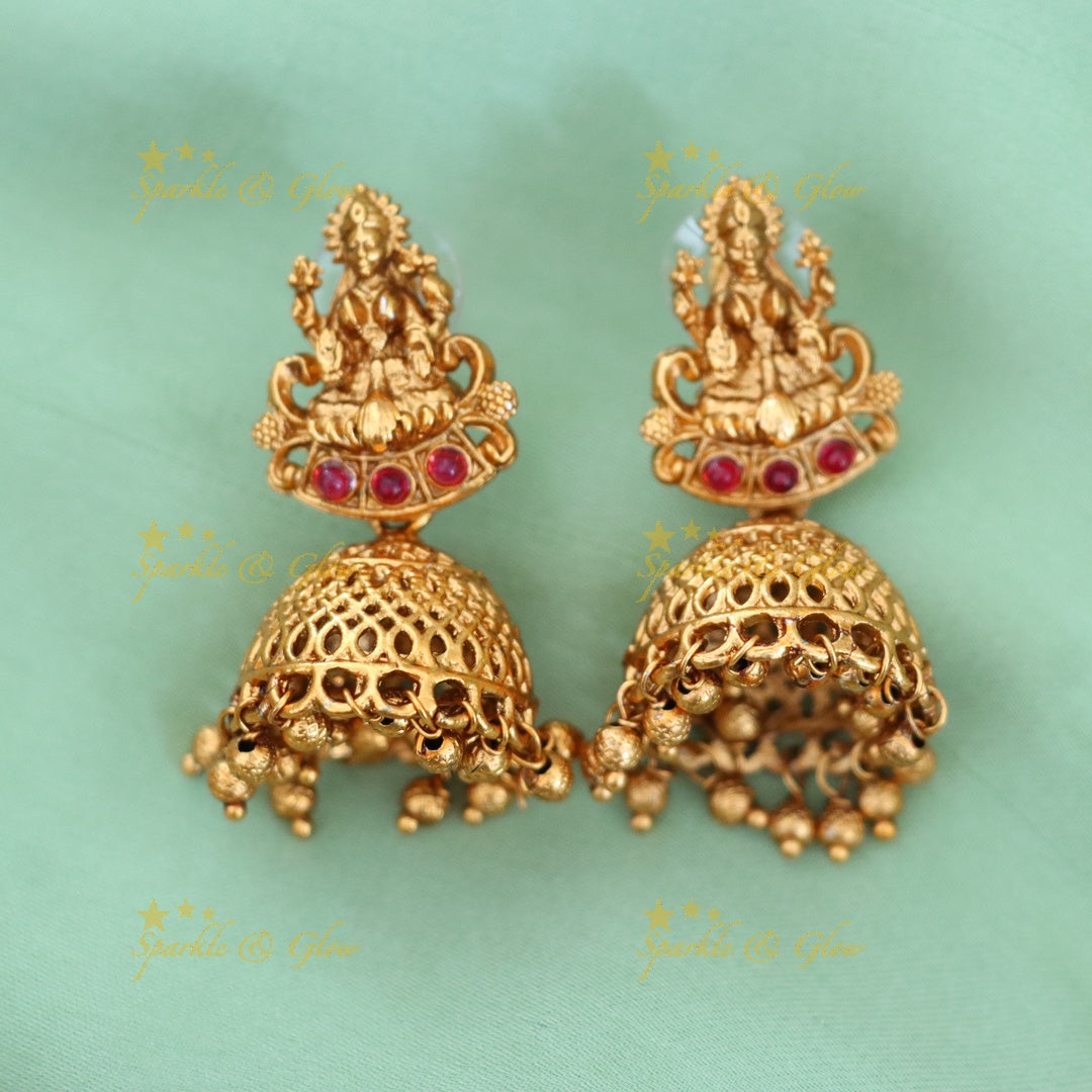 Exquisite Lakshmi Temple Necklace for Festive Occasions