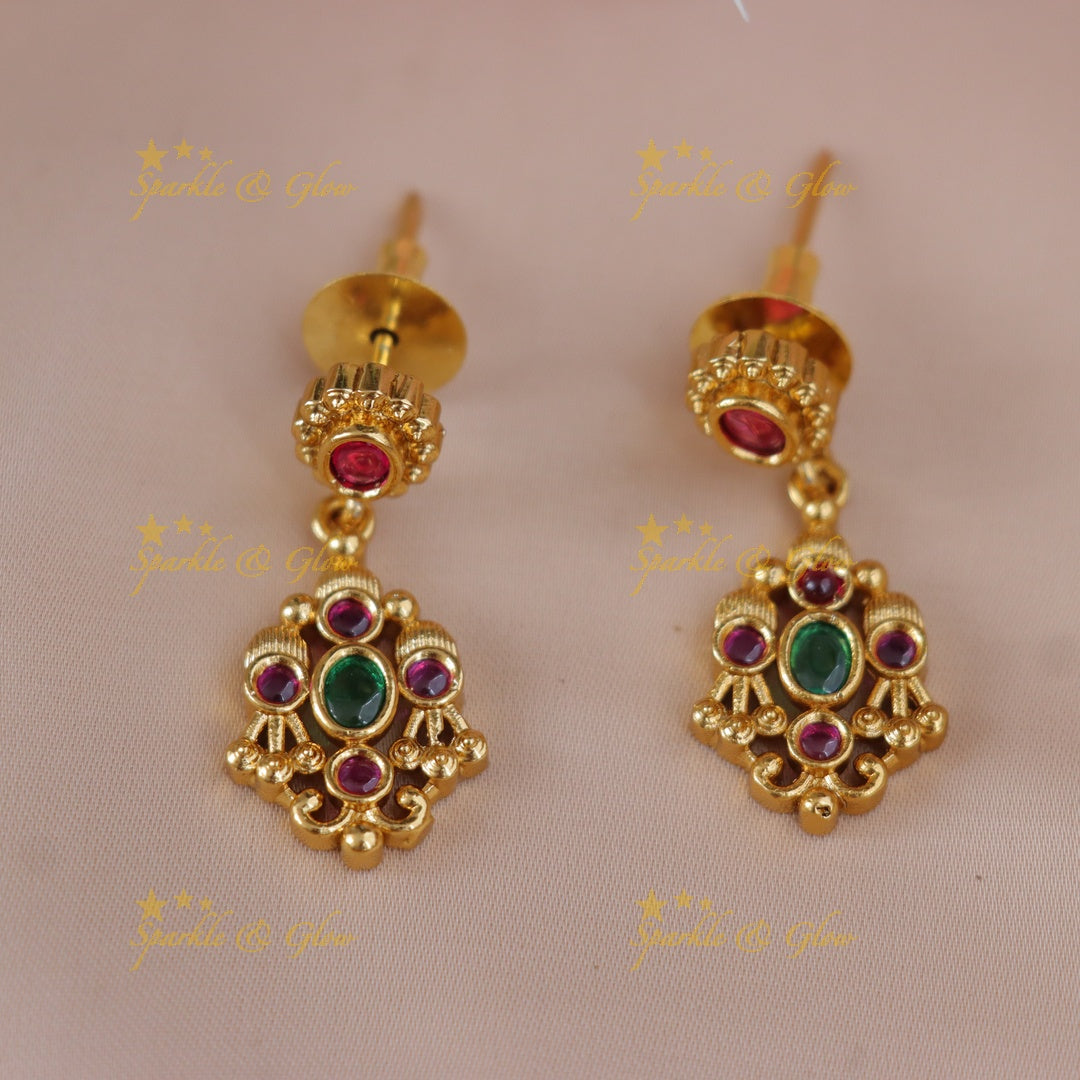 Exquisite Kemp Necklace with Gold Beads - New Arrival