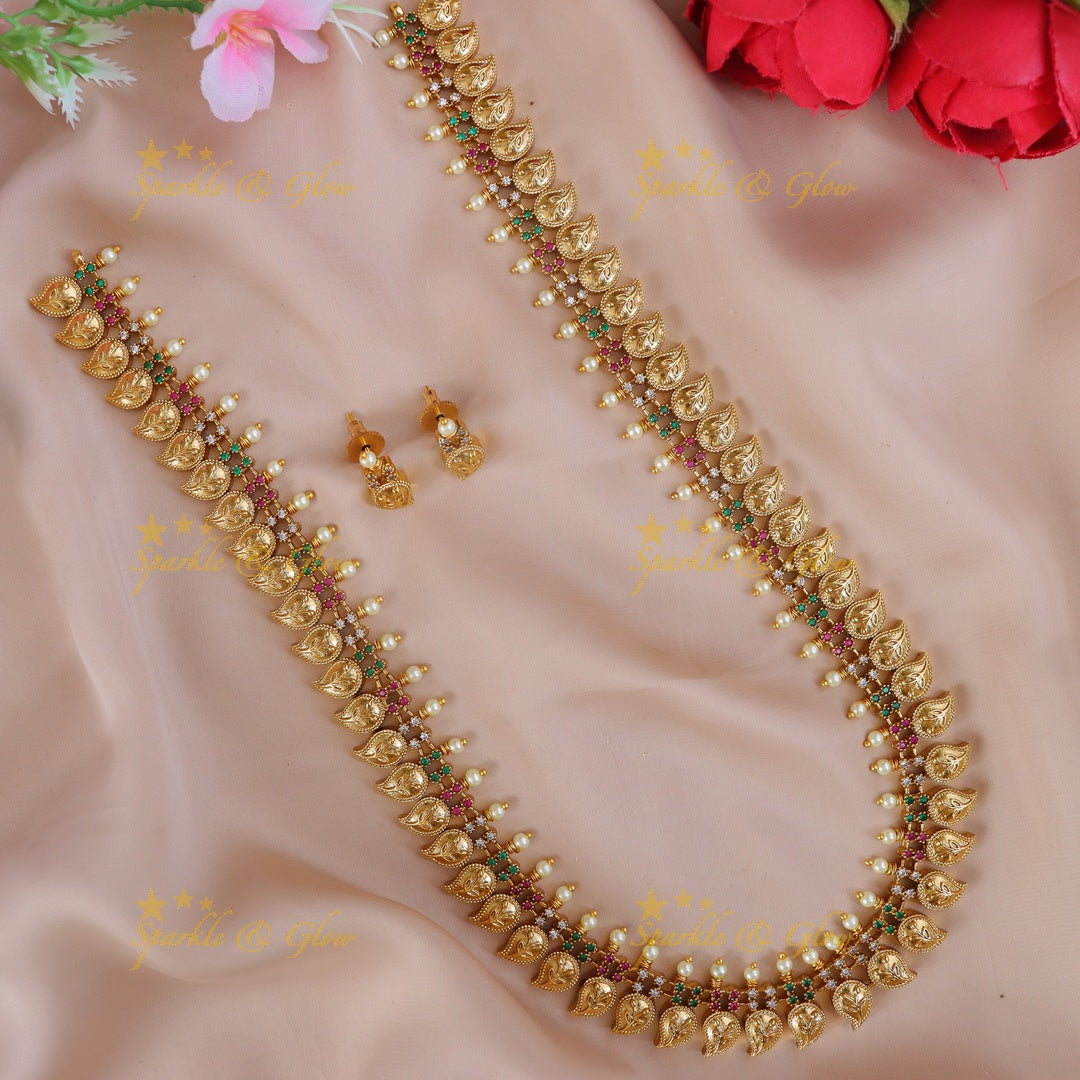 Mango Leaf Kemp Necklace - Festive Elegance Redefined