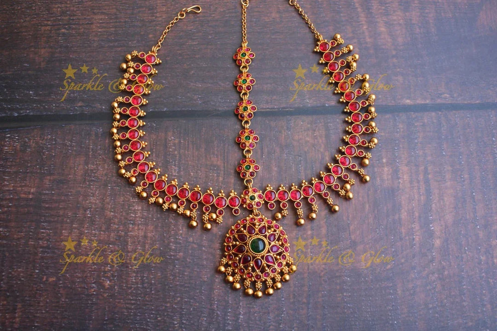 Bridal three sided kemp maang tikka with gold bead dropping - Sparkle and Glow