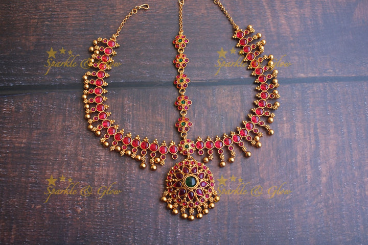 Bridal three sided kemp maang tikka with gold bead dropping
