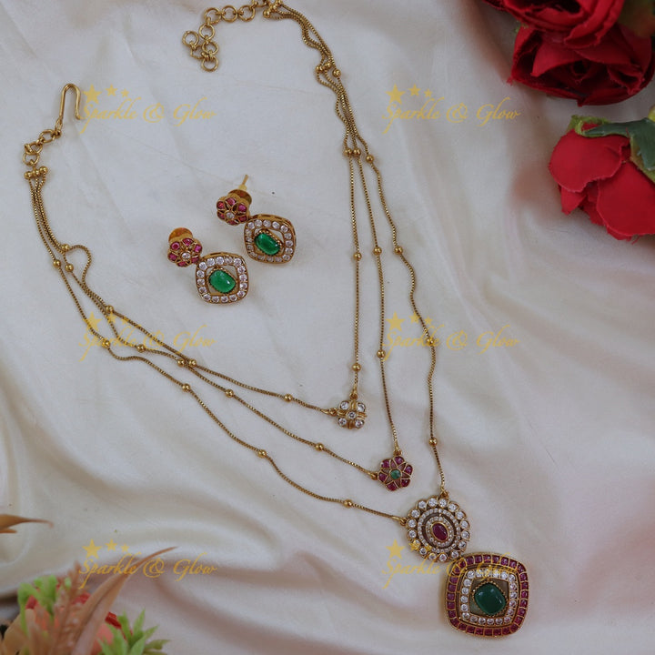 Exquisite Gold Necklace with Stone Pendants
