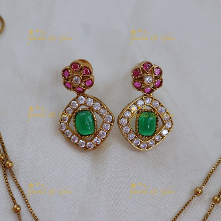 Exquisite Gold Necklace with Stone Pendants