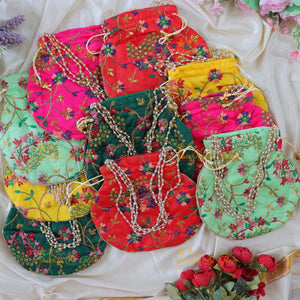 Elegant Pearl Potli Bags for Your Festive Wardrobe