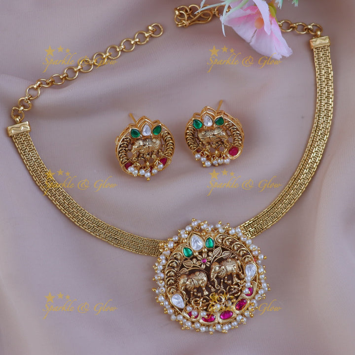 Exquisite Gold Elephant Necklace for Festive Glamour