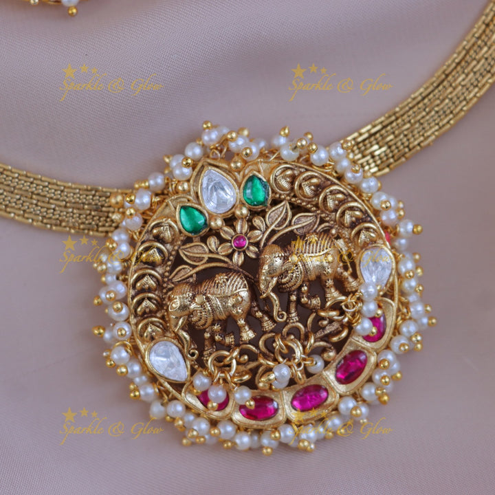 Exquisite Gold Elephant Necklace for Festive Glamour
