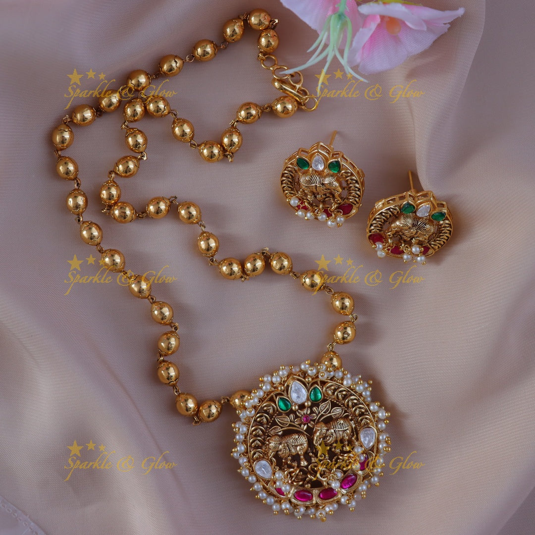 Exquisite Gold Elephant Necklace for Festive Occasions