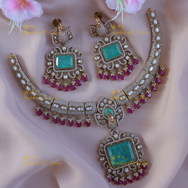 Exquisite Gold Peacock Necklace Set with Earrings