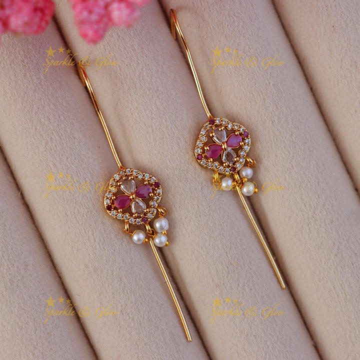 Exquisite Pearl Floral Ear Cuff for Special Occasions