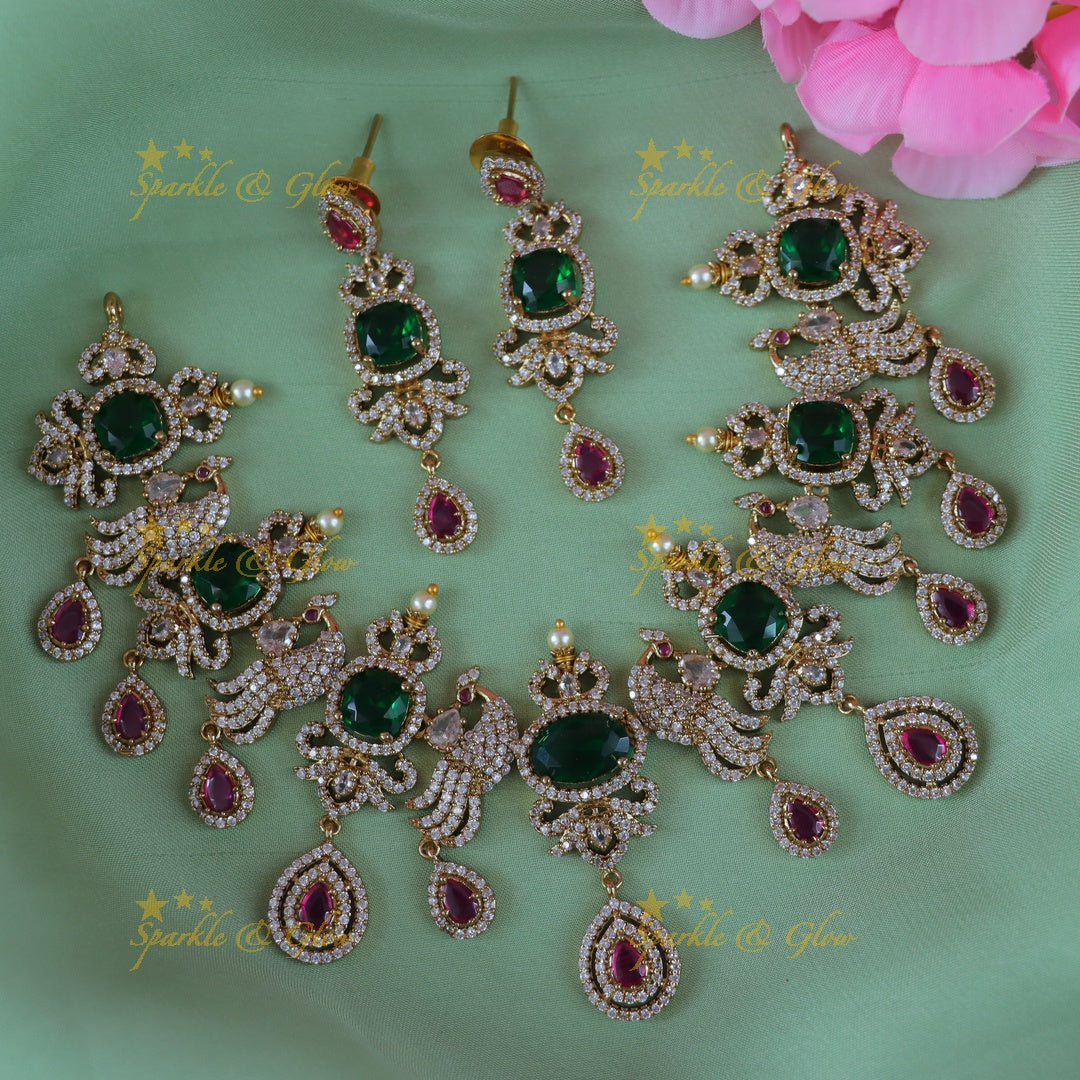 Exquisite Peacock Necklace - Elevate Festive Glamour