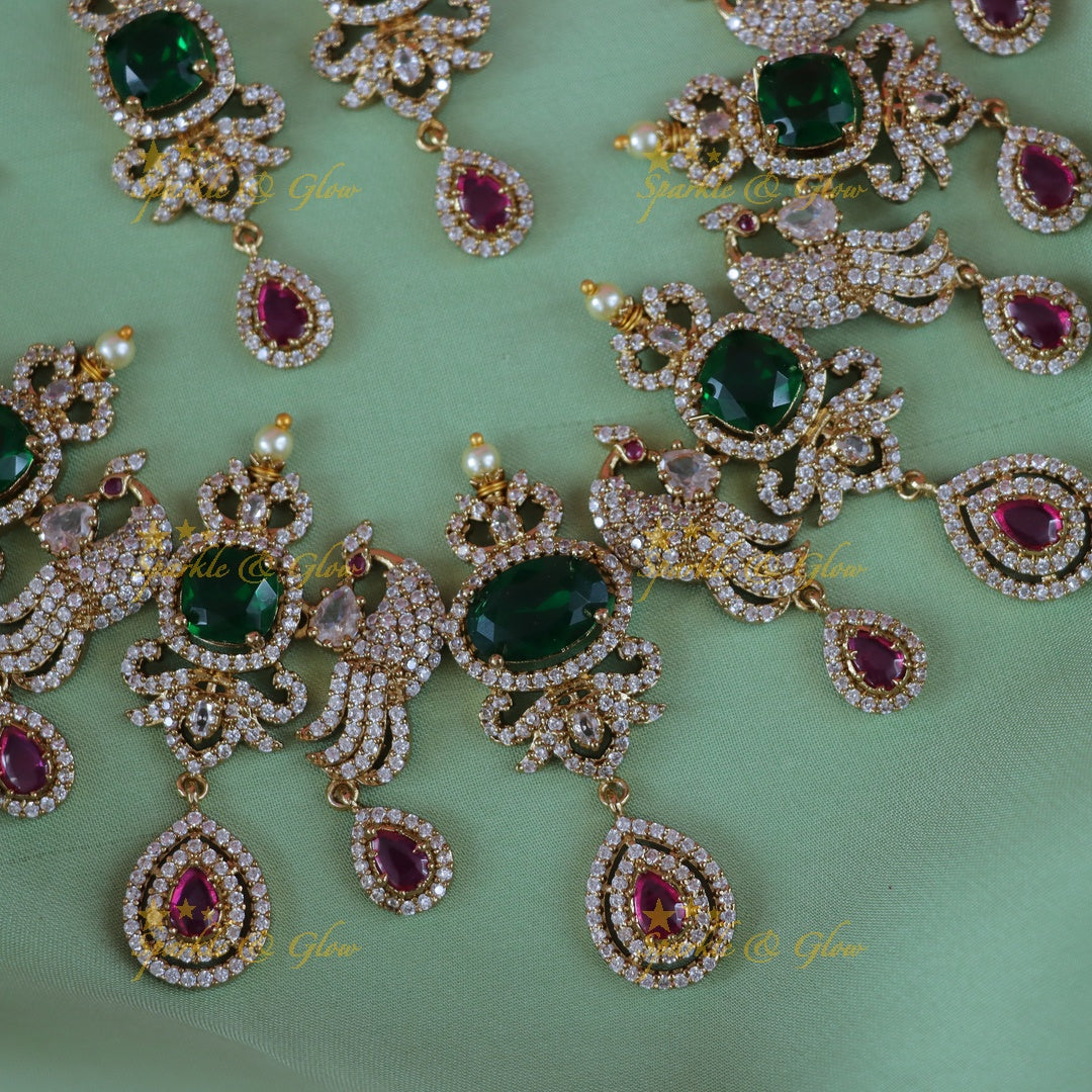 Exquisite Peacock Necklace - Elevate Festive Glamour