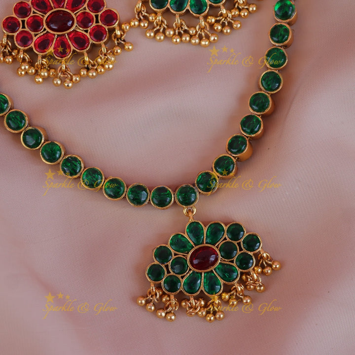 Exquisite Gold Bead Floral Necklace - Perfect for Celebrations